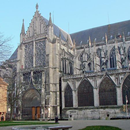 Logement Calme + Stationnement Troyes Zewnętrze zdjęcie