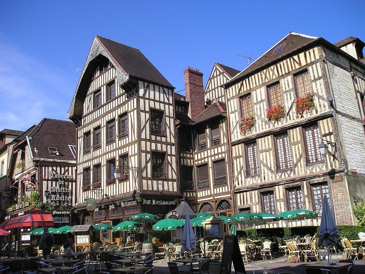 Logement Calme + Stationnement Troyes Zewnętrze zdjęcie